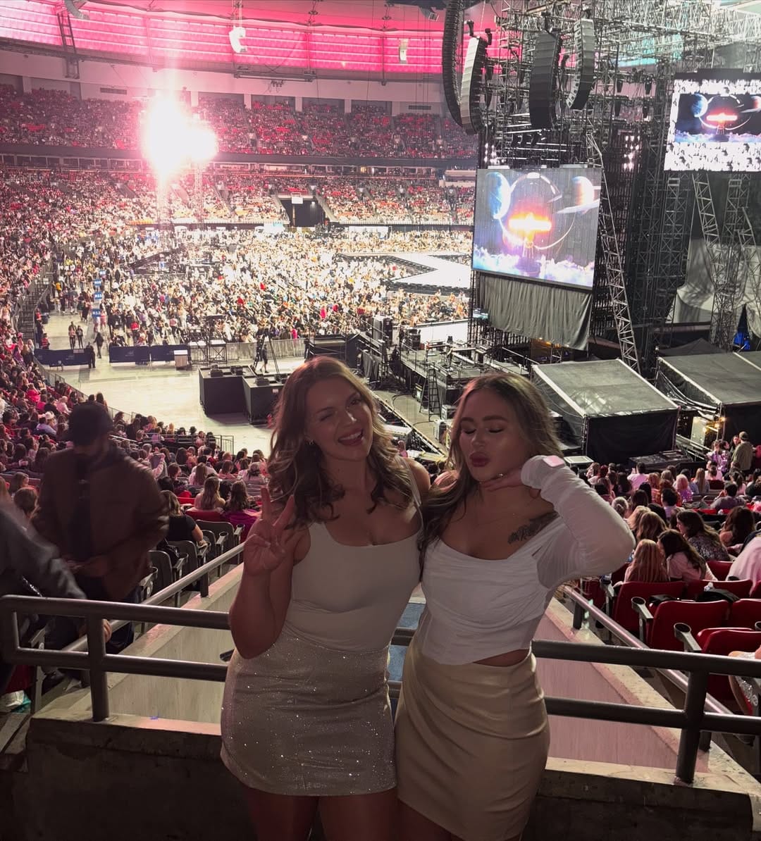 Post 8 by ♡ M A D I S O N ♡ on Instagram (carousel)