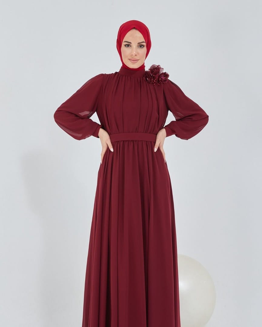 Post 10 by Hijab, Eveningdress, Abaya on Instagram (carousel)