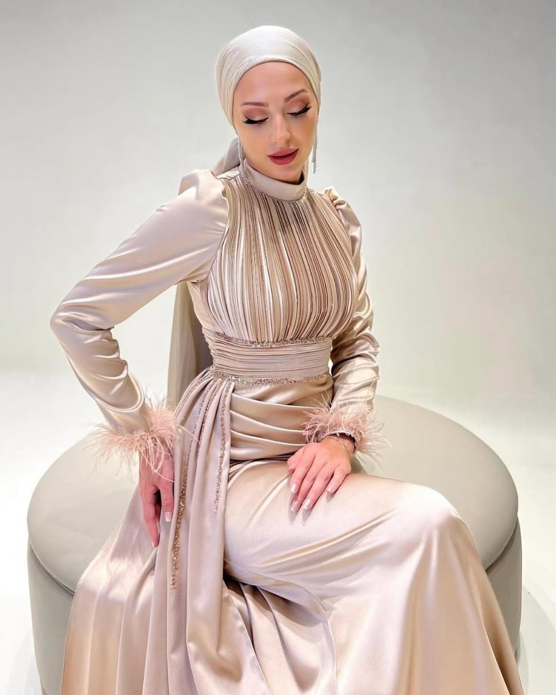Post 4 by Hijab, Eveningdress, Abaya on Instagram (carousel)