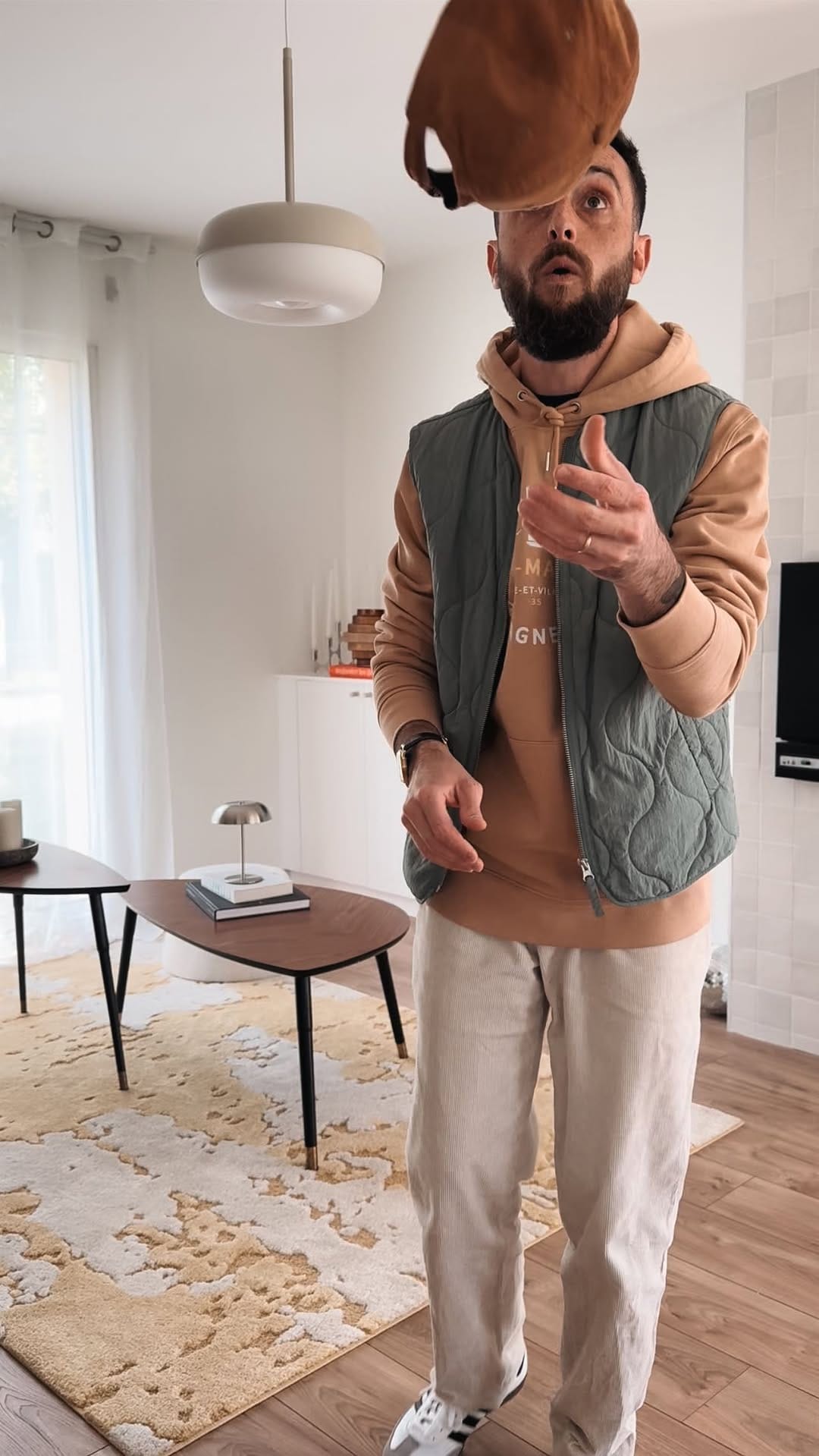 Post 3 by Mathias Luco on Instagram (video)