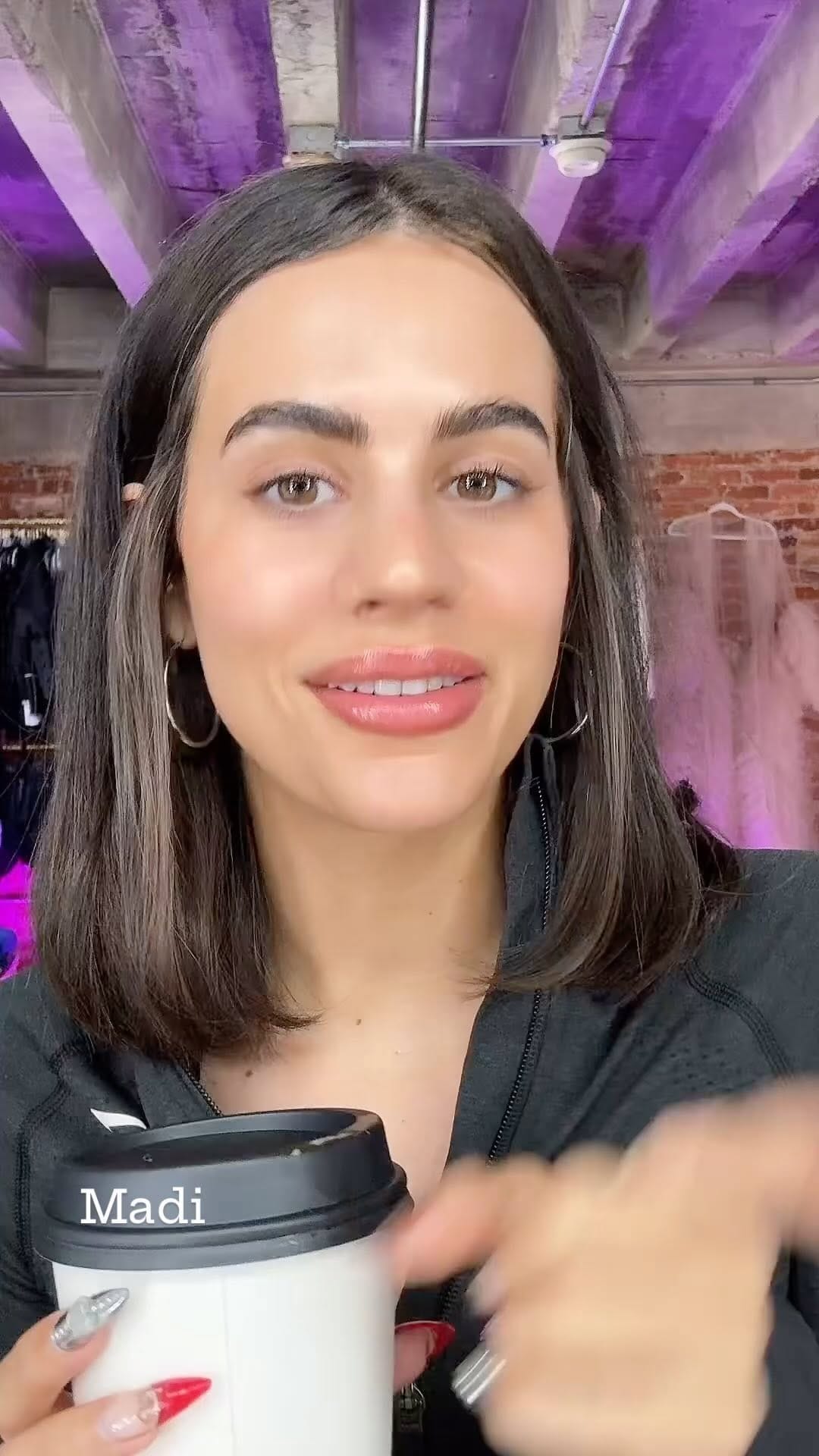 Post 4 by ESSENTIALS JEWELS on Instagram (video)