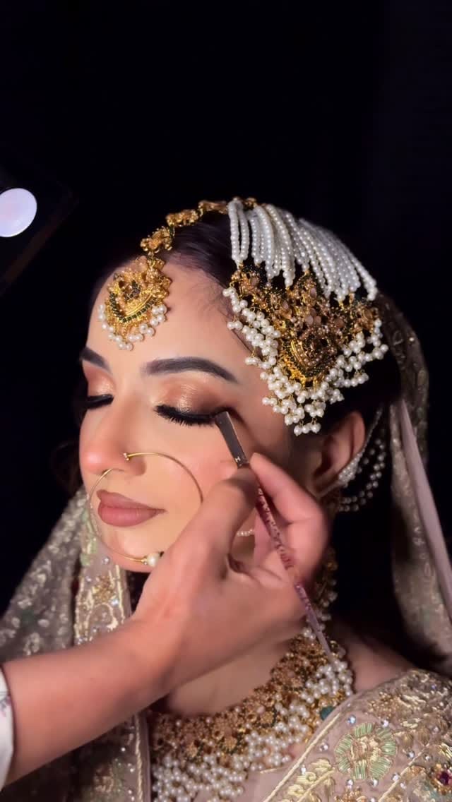Post 6 by Meenaz Fatima on Instagram (video)