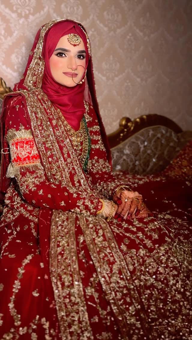 Post 4 by Meenaz Fatima on Instagram (video)