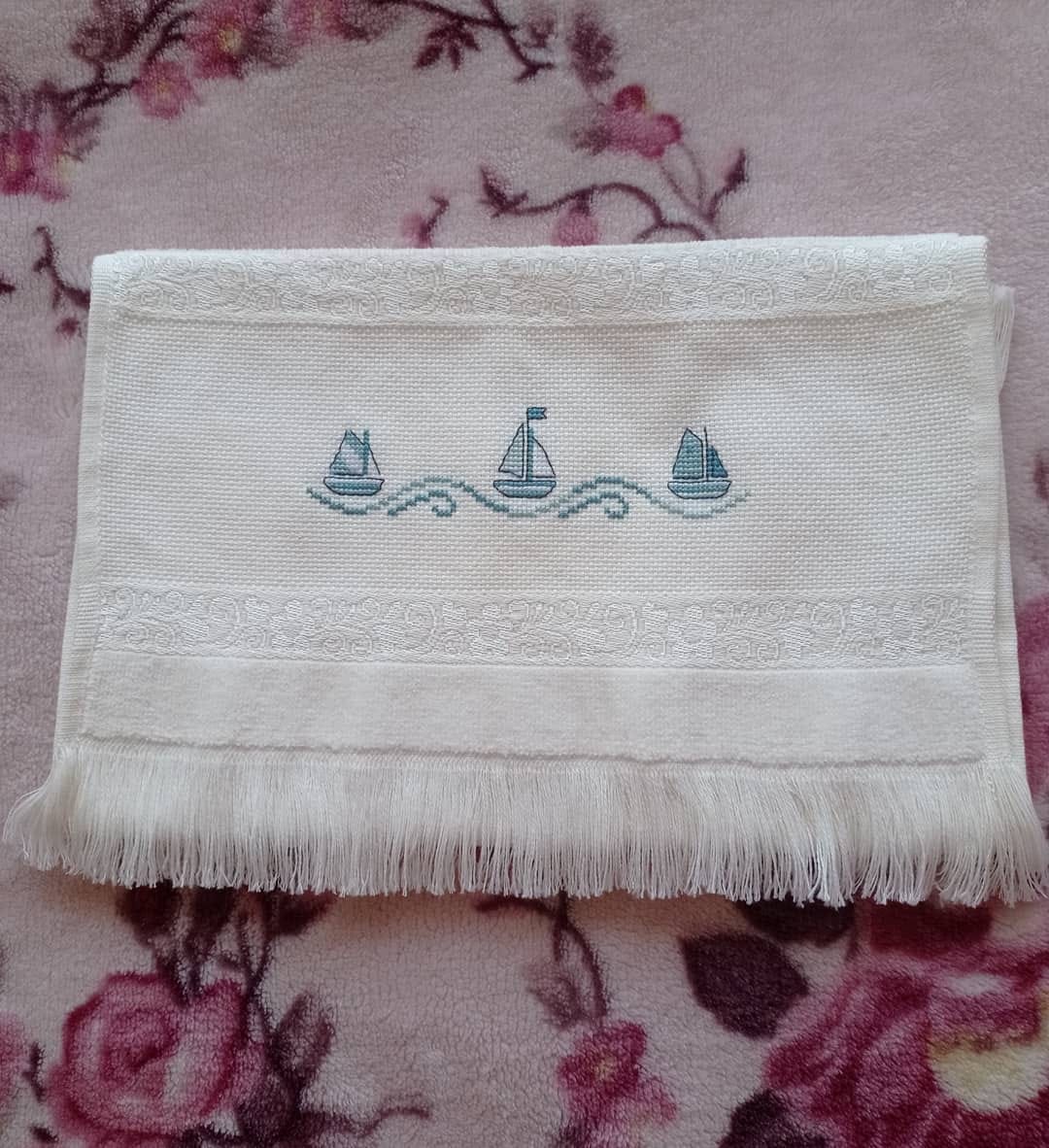 Post 3 by hobilerin buluşma noktası on Instagram (carousel)