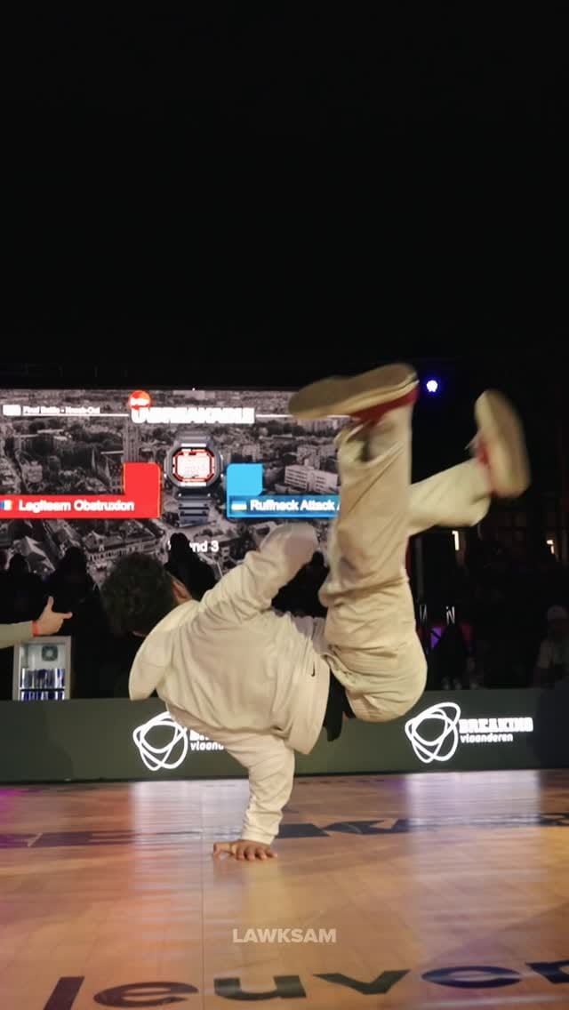 Post 2 by Khalil Chabou on Instagram (video)