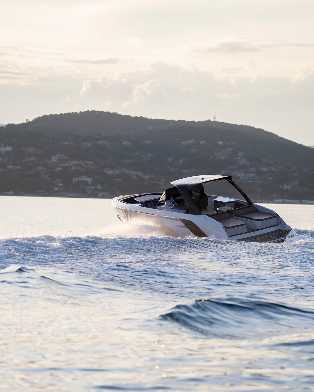 Post 4 by Frauscher Boats on Instagram (carousel)