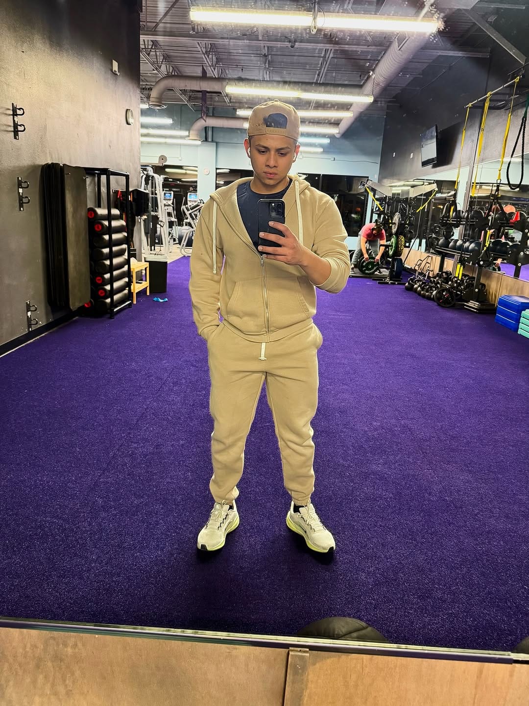 Post 6 by 𝓔𝓵𝓲𝓮𝔃𝓮𝓻 𝓔𝓷𝓻𝓲𝓺𝓾𝓮 | 𝓑𝓵𝓸𝓰𝓰𝓮𝓻 on Instagram (image)