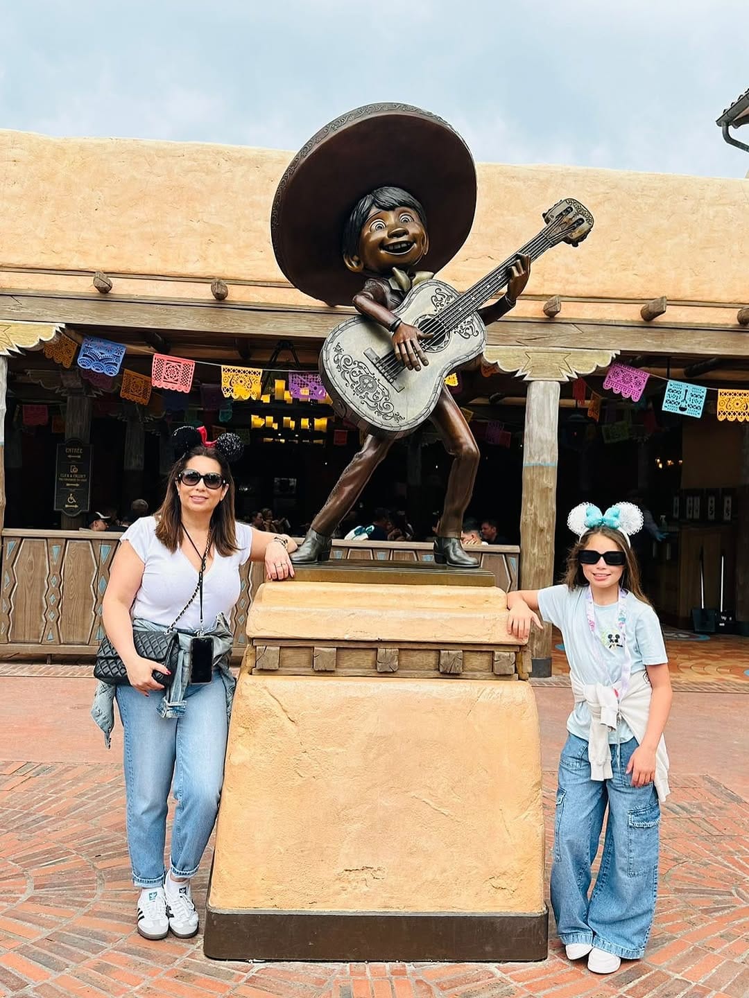 Post 3 by Gabrielle Lanna ⚽️ on Instagram (carousel)
