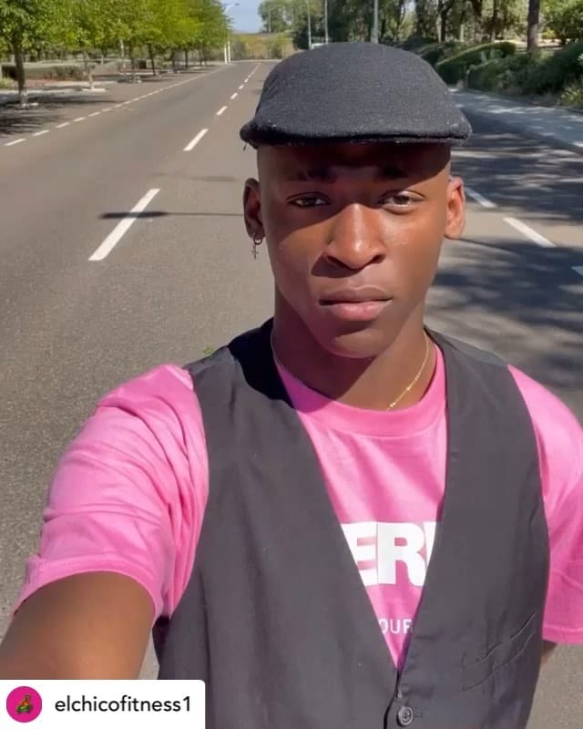 Post 6 by Adereti © 🧢 on Instagram (video)