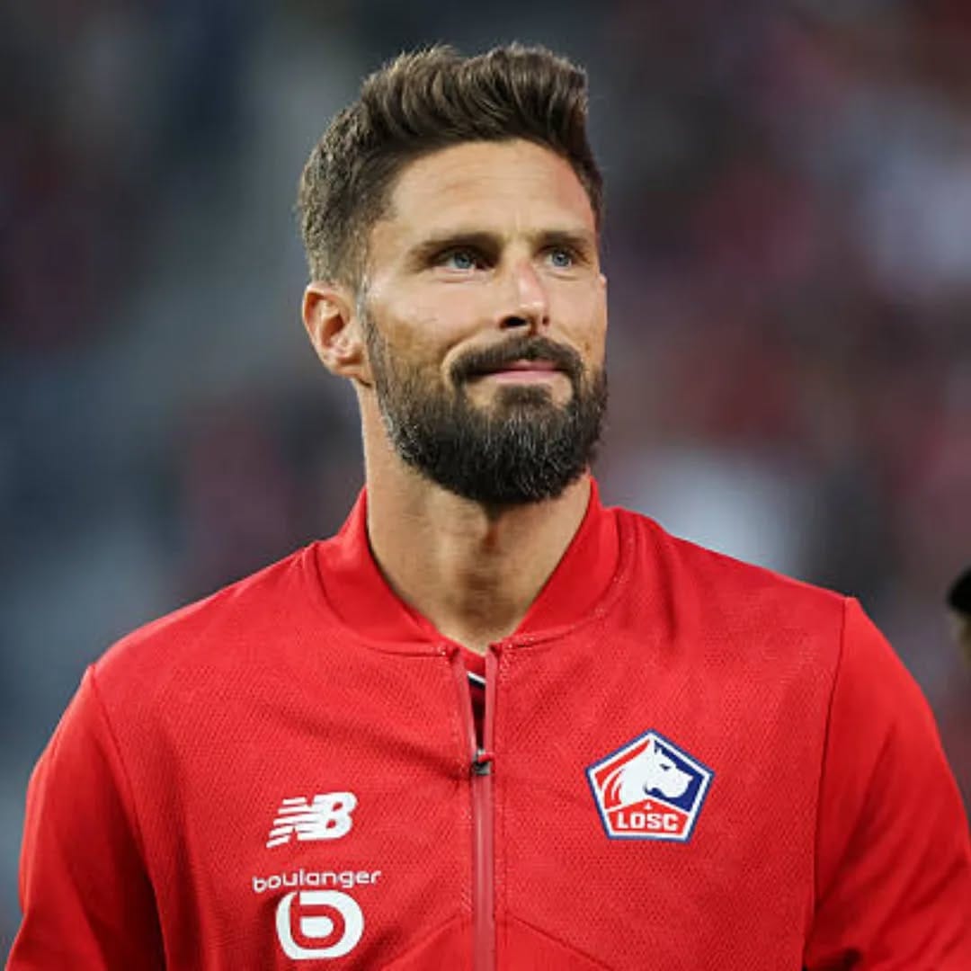 Post 7 by Olivier Giroud Fan Account on Instagram (image)