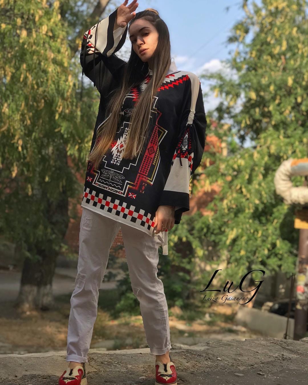 Post 6 by ДИЗАЙНЕРСКАЯ ОДЕЖДА LUG on Instagram (image)