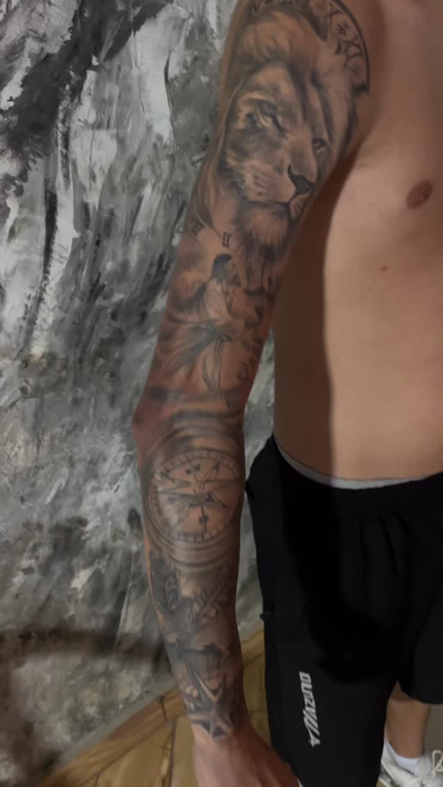 Post 1 by Stefanne Bonniek Tatuador on Instagram (video)