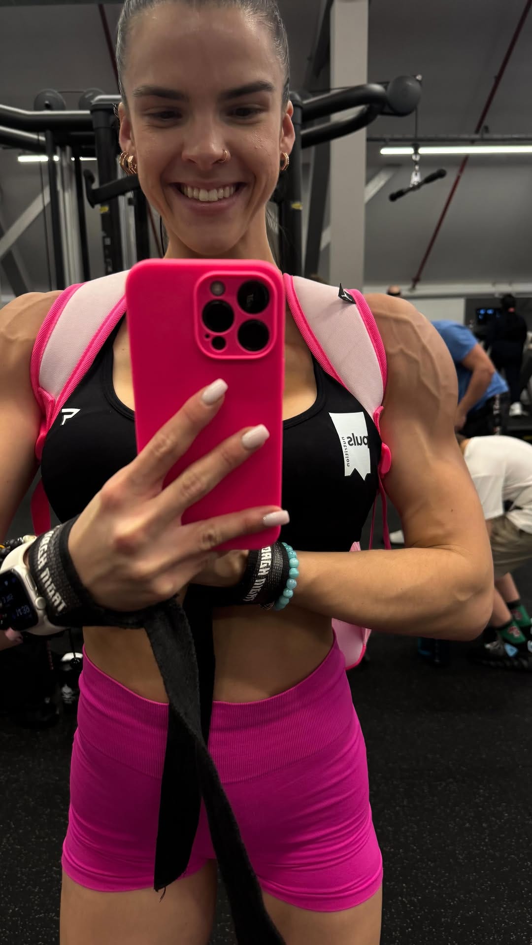 Post 3 by 𝐑𝐞𝐠𝐢𝐧𝐚 𝐓𝐬𝐞𝐥𝐢𝐤🏆| IFBB PRO Bikini🏆| Coaching on Instagram (video)