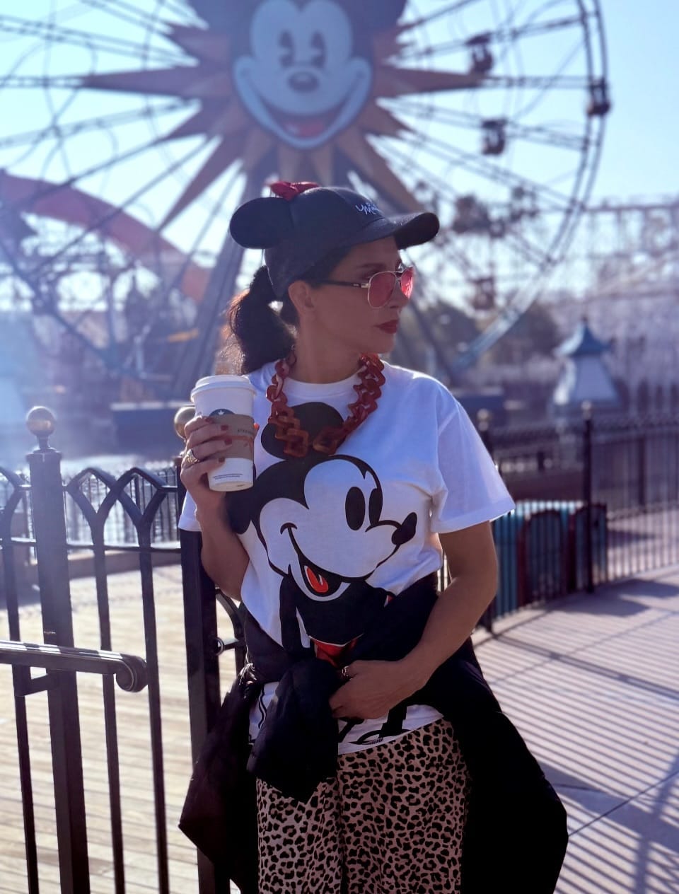 Post 4 by Liliana Felix on Instagram (carousel)