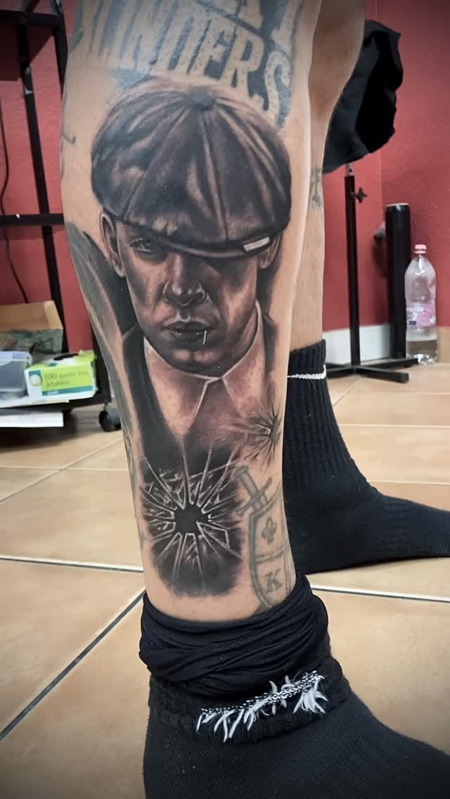 Post 6 by 😎⚓️☠Jeff Tattoo Art☠⚓️😎 on Instagram (video)