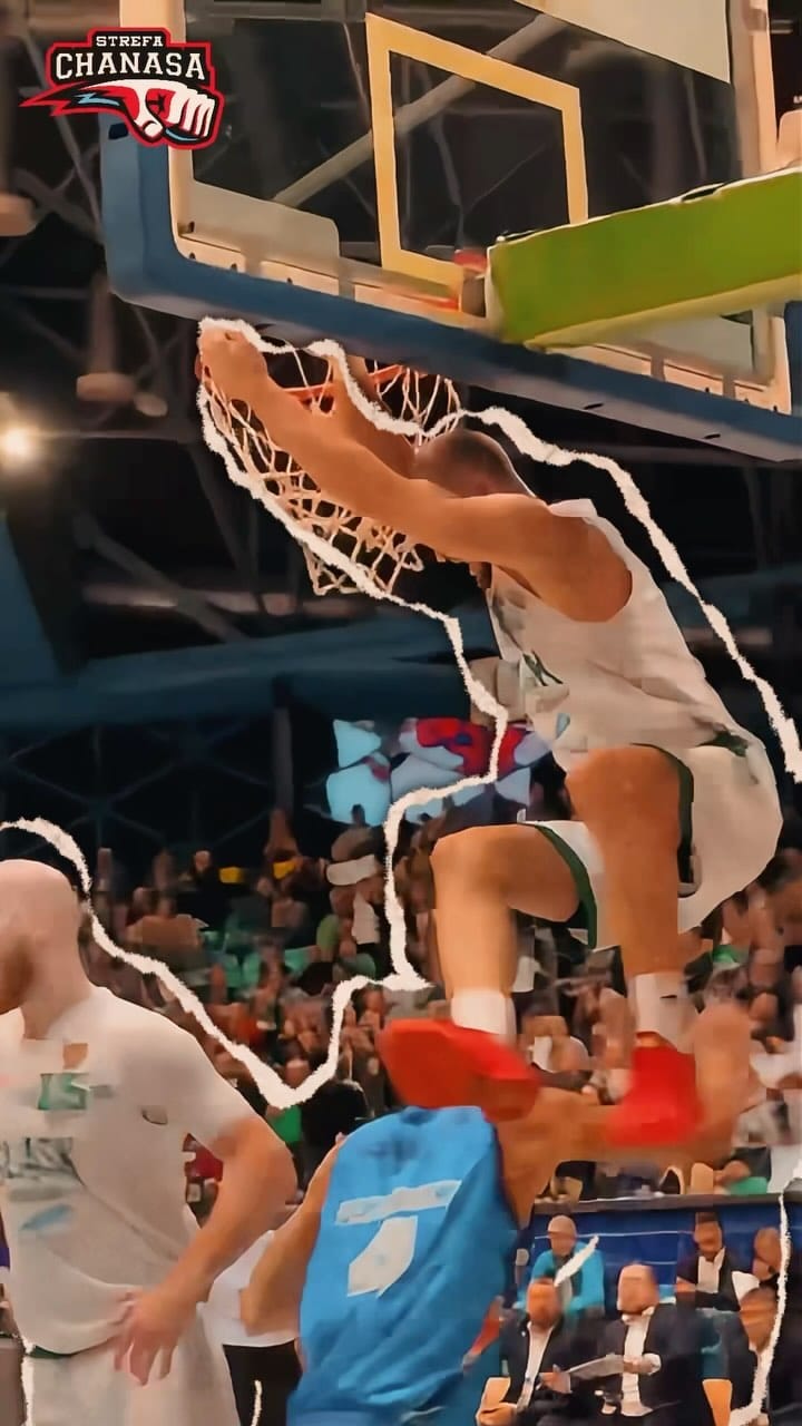 Post 7 by Marcel Ponitka on Instagram (video)