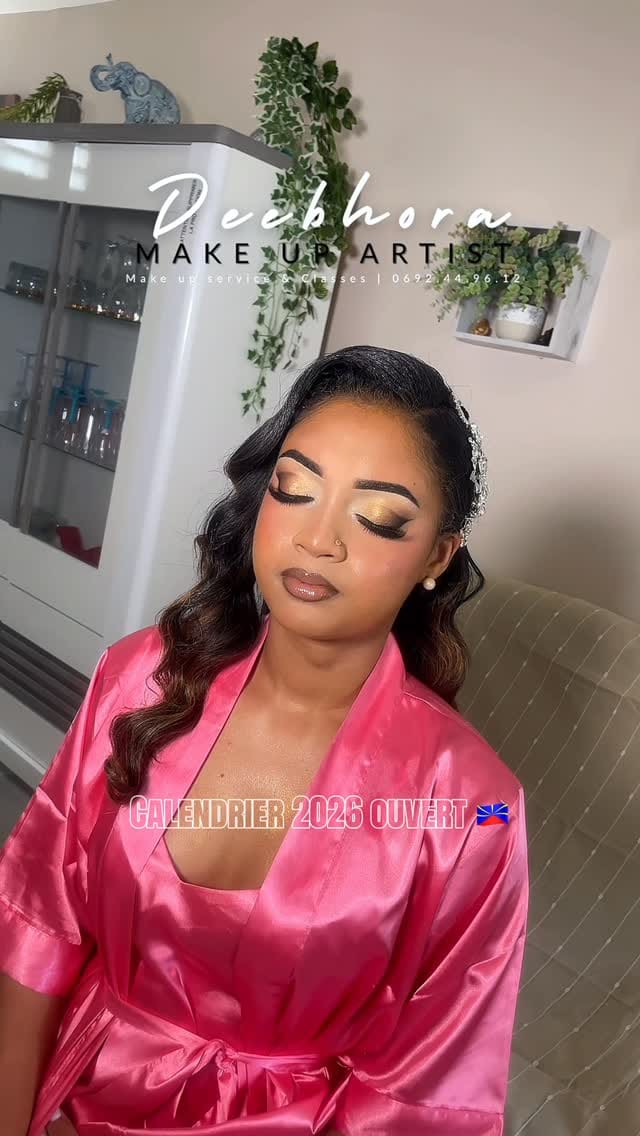 Post 1 by PRESTATION DE MAQUILLAGE A LA REUNION 🇷🇪 Deebhora💖 on Instagram (video)