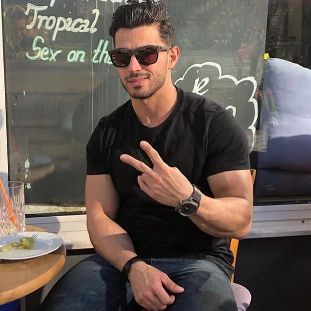 Post 8 by Men style Düsseldorf on Instagram (image)