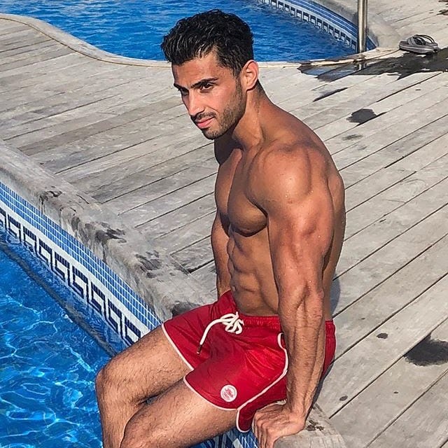 Post 2 by Men style Düsseldorf on Instagram (image)