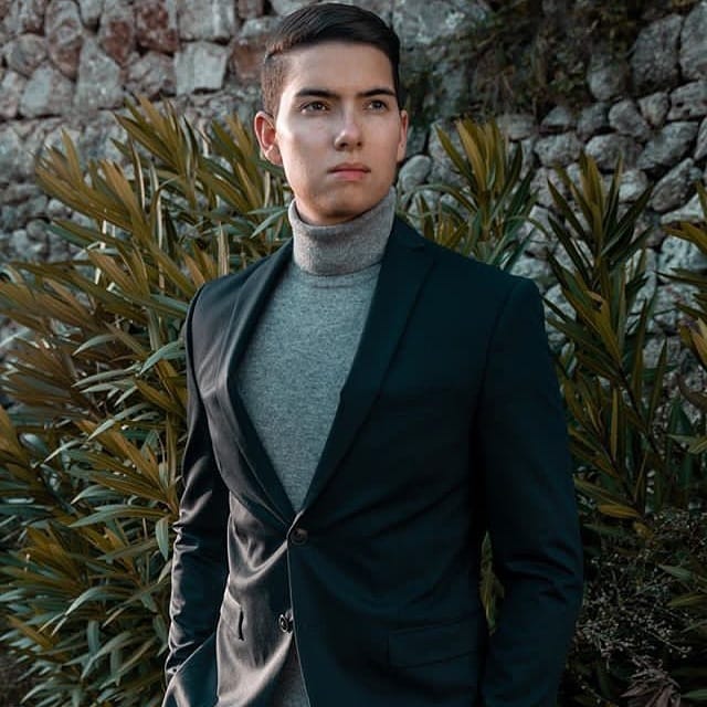 Post 10 by Men style Düsseldorf on Instagram (image)