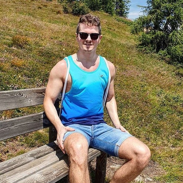 Post 4 by Men style Düsseldorf on Instagram (image)