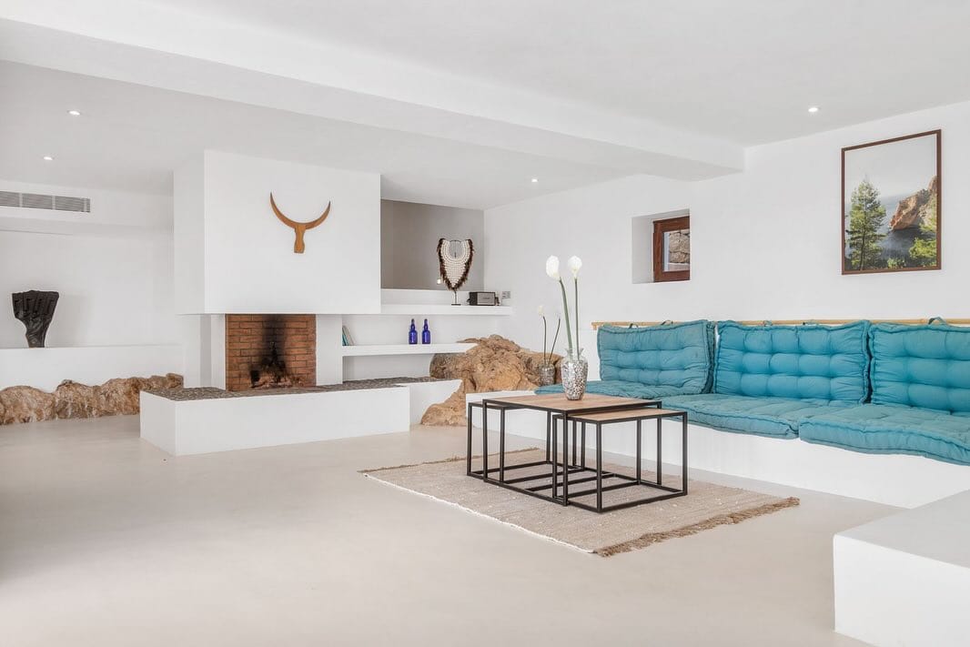 Post 10 by IBIZALIVING on Instagram (carousel)
