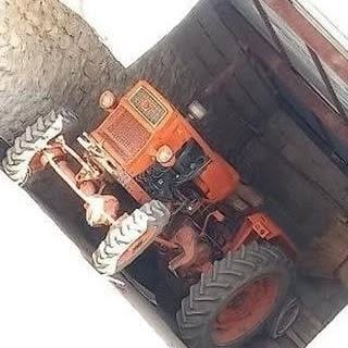 Post 7 by 🚜تراکتورداران/کشاورزان🌾 on Instagram (carousel)
