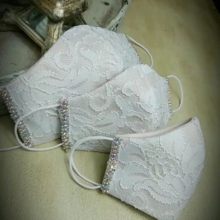 Post 3 by Yanira Castillo on Instagram (video)
