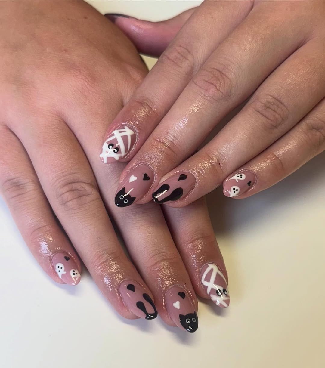 Post 1 by 🦋 Loulabelle Nails 🦋 on Instagram (image)