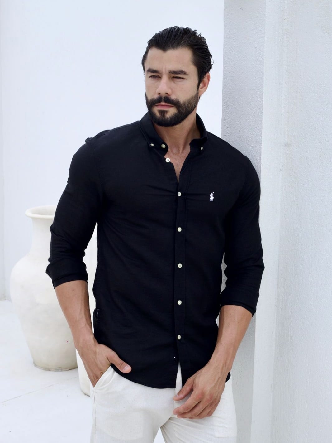 Post 8 by New Man | Moda Masculina on Instagram (carousel)