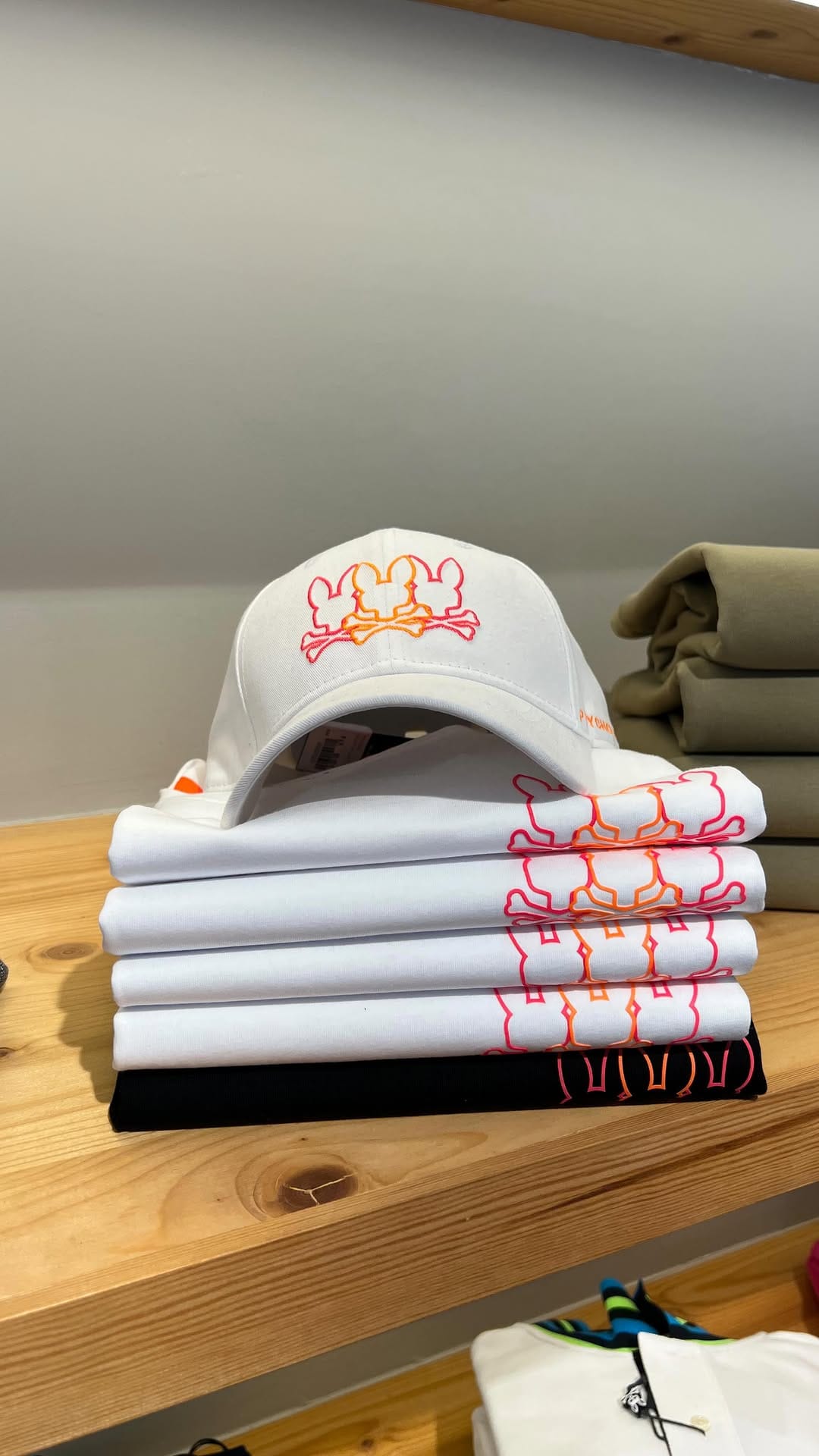 Post 8 by 🇳🇴NOVA LINEA Stores🇪🇸 on Instagram (video)