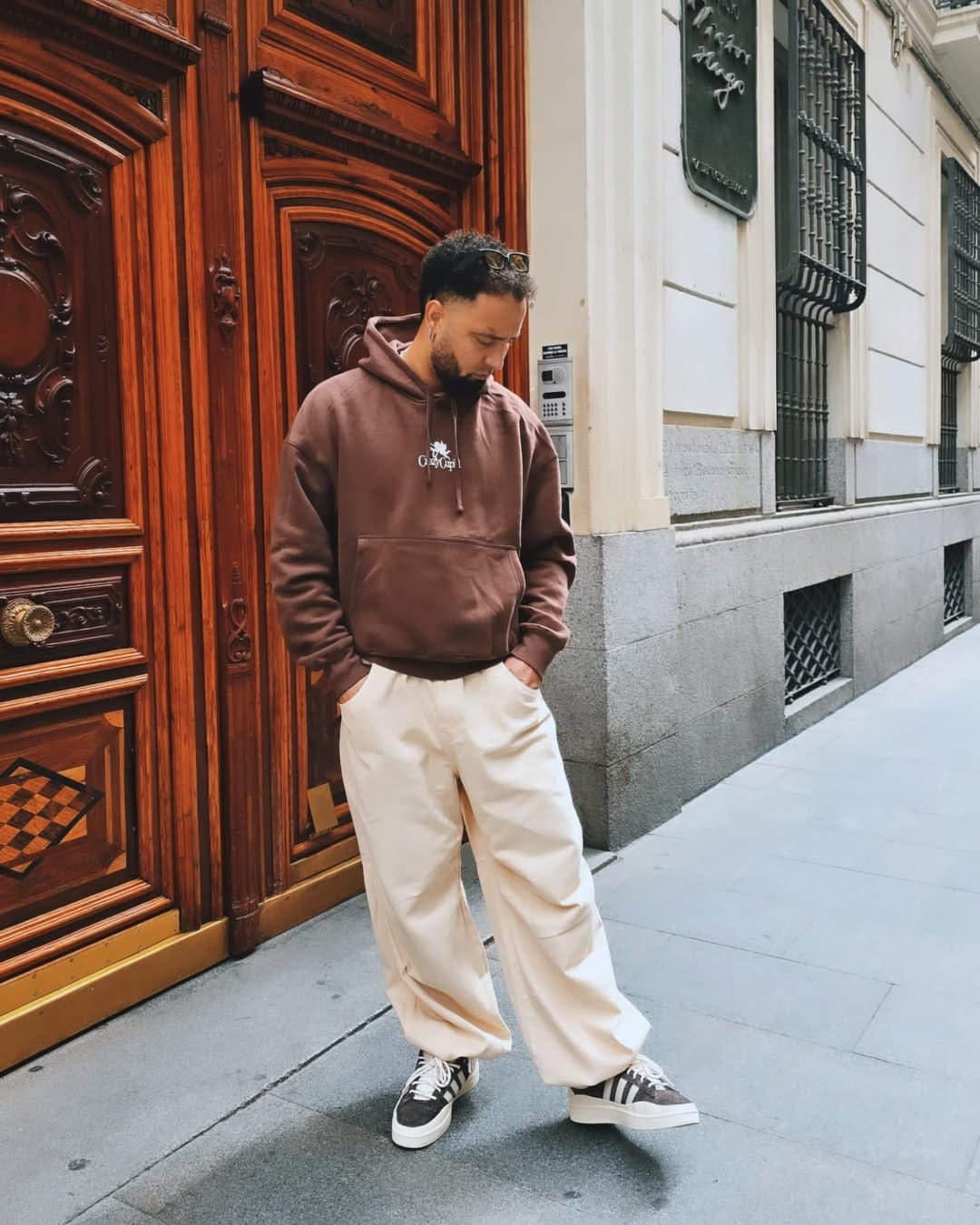 Post 8 by 🦁 ANTHONY ADMS 🦁 on Instagram (carousel)