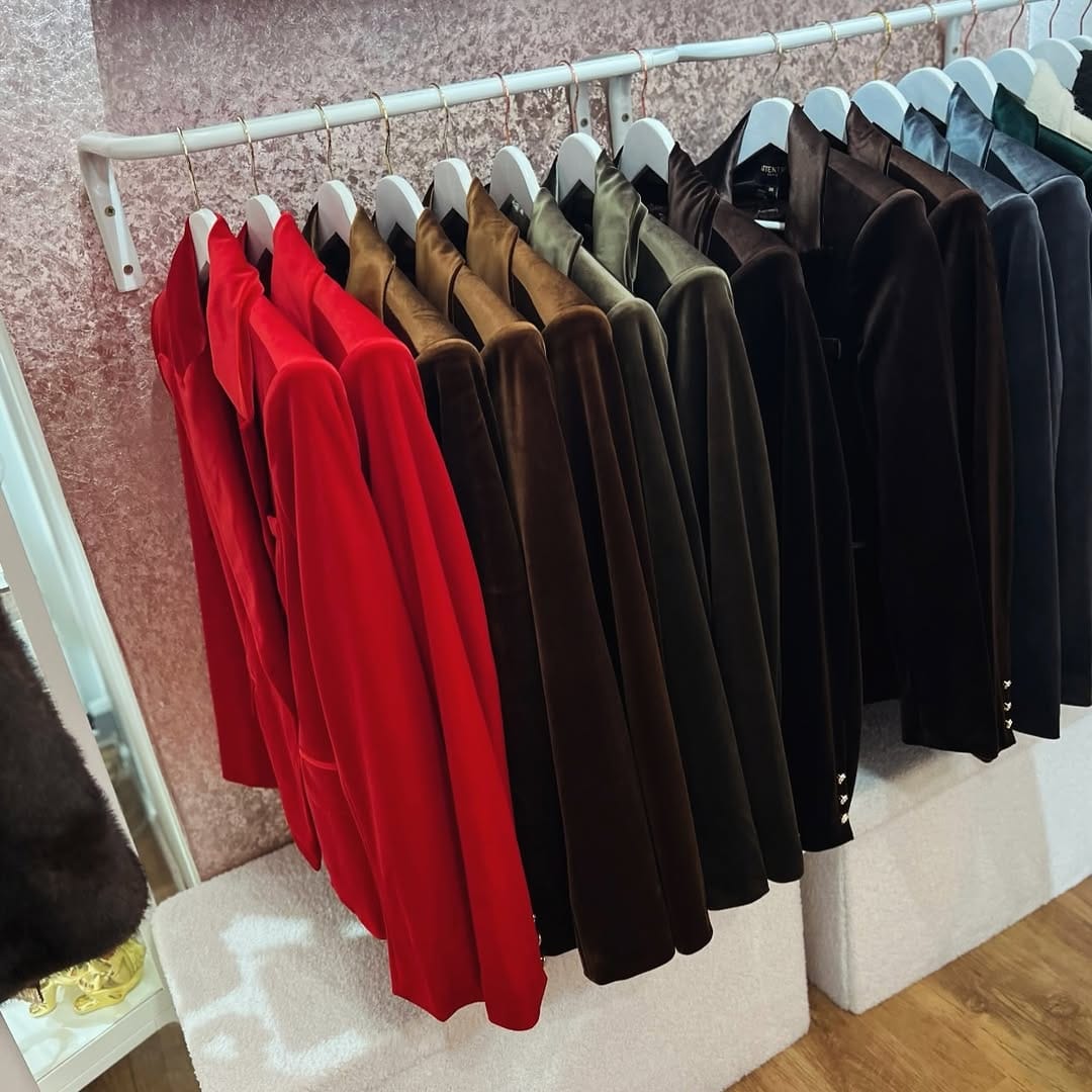 Post 7 by 𝐂𝐀𝐒𝐀 𝐏𝐀𝐑𝐈® Fashion & Jewelry Boutique on Instagram (image)