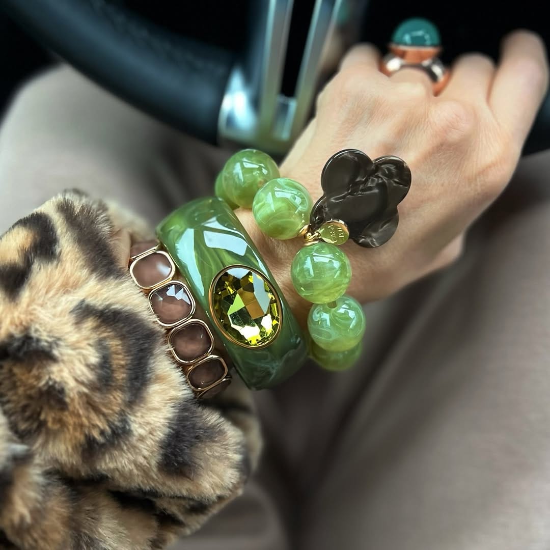 Post 5 by 𝐂𝐀𝐒𝐀 𝐏𝐀𝐑𝐈® Fashion & Jewelry Boutique on Instagram (image)