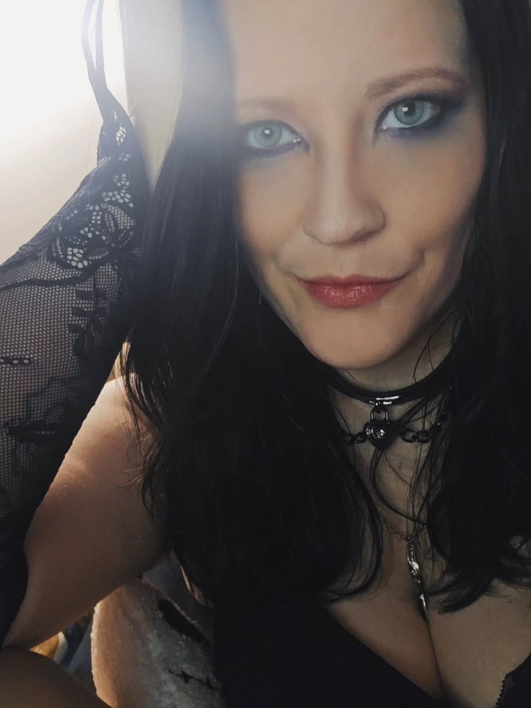 Post 5 by Kiki MacD on Instagram (image)