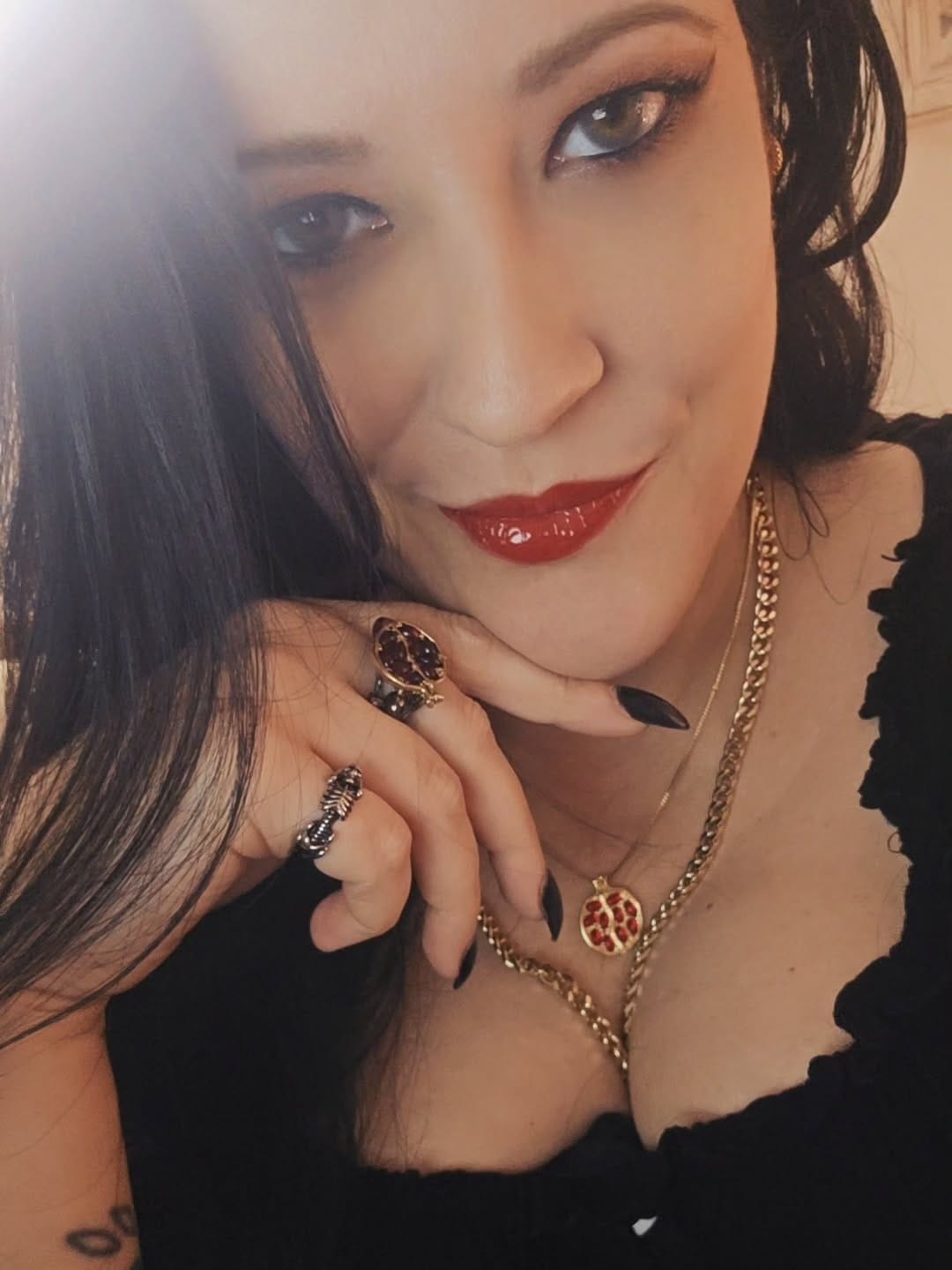 Post 8 by Kiki MacD on Instagram (image)