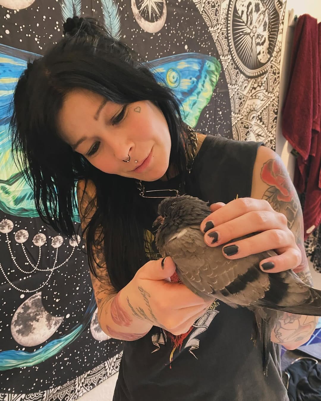 Post 10 by Lola Las Vegas on Instagram (image)