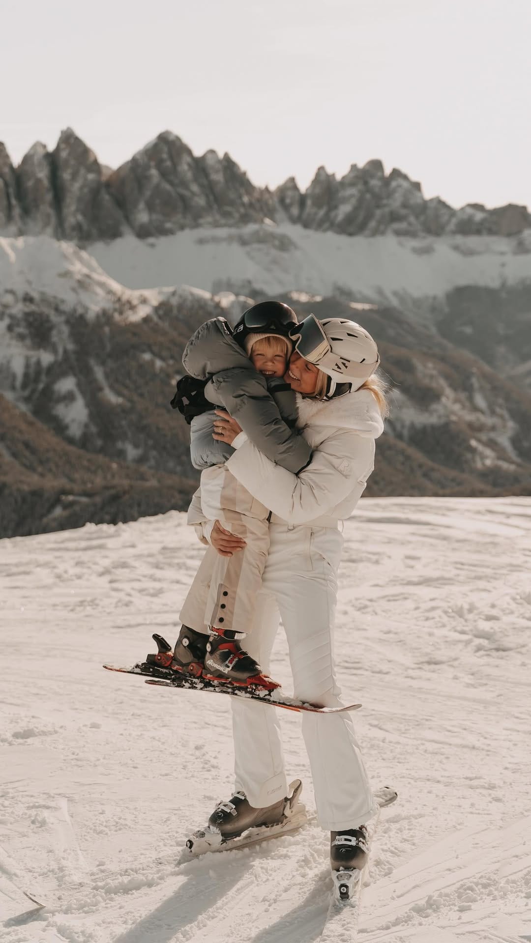 Post 1 by SIMON COTE on Instagram (video)