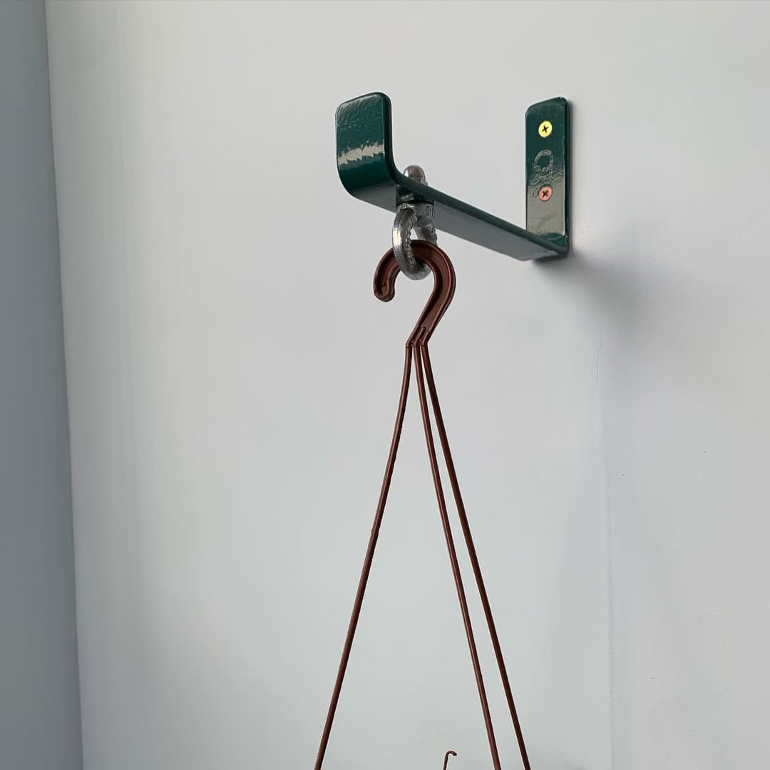 Post 1 by Graddi Ferragens Decorativas on Instagram (carousel)