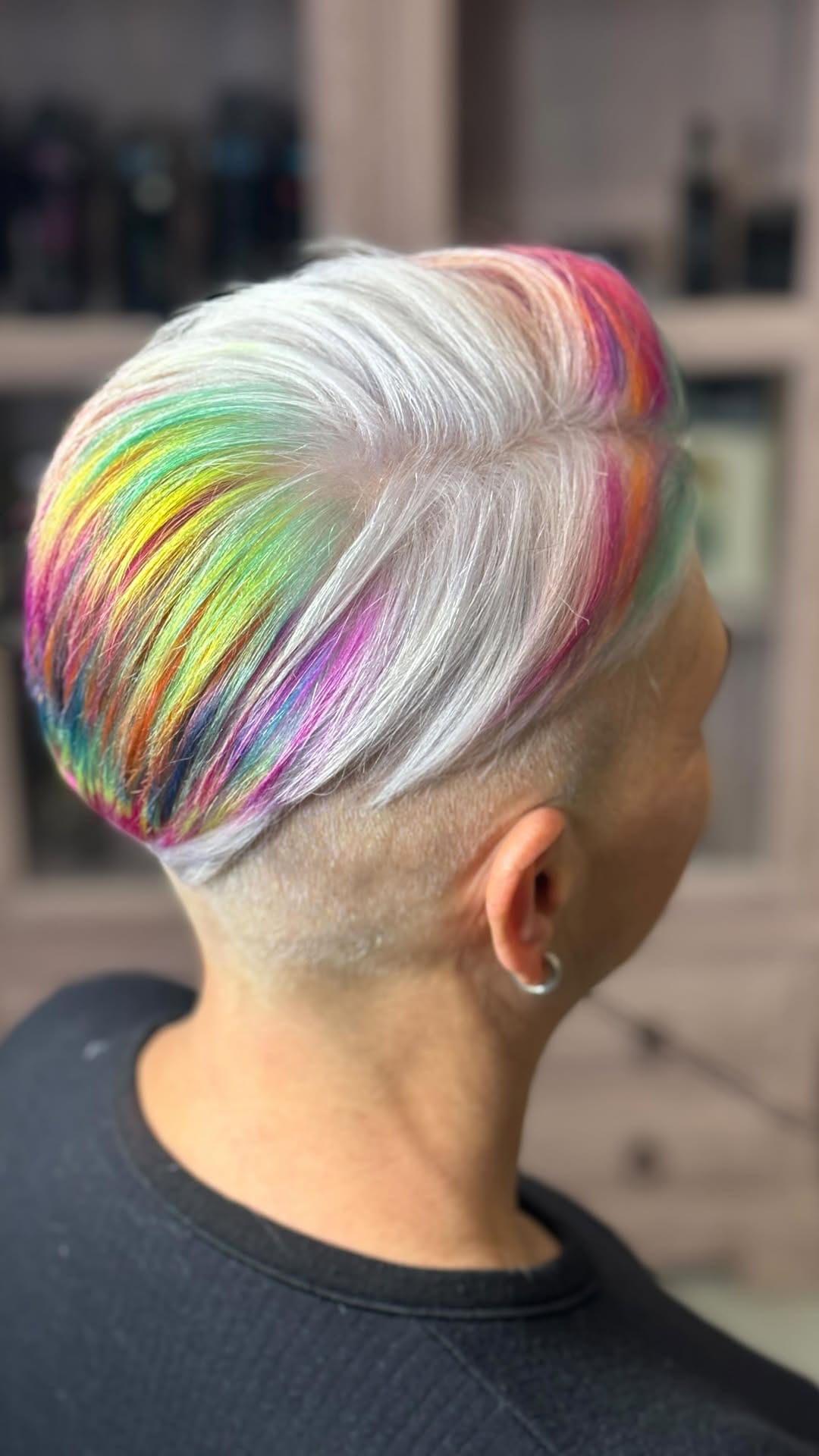 Post 2 by M I R A C L E  - Hair Salon on Instagram (video)