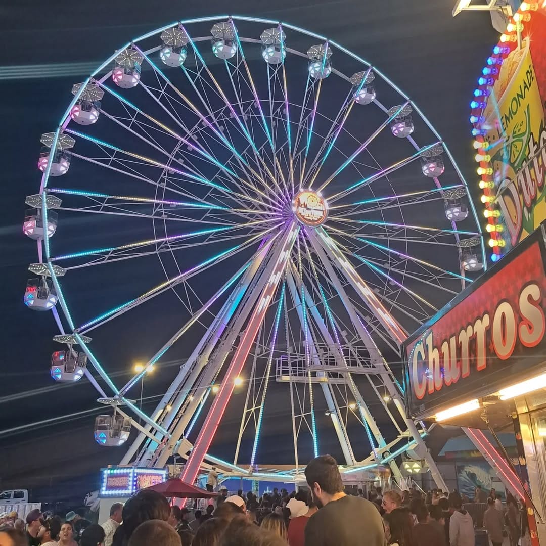 Post 8 by Ana Reyes on Instagram (carousel)