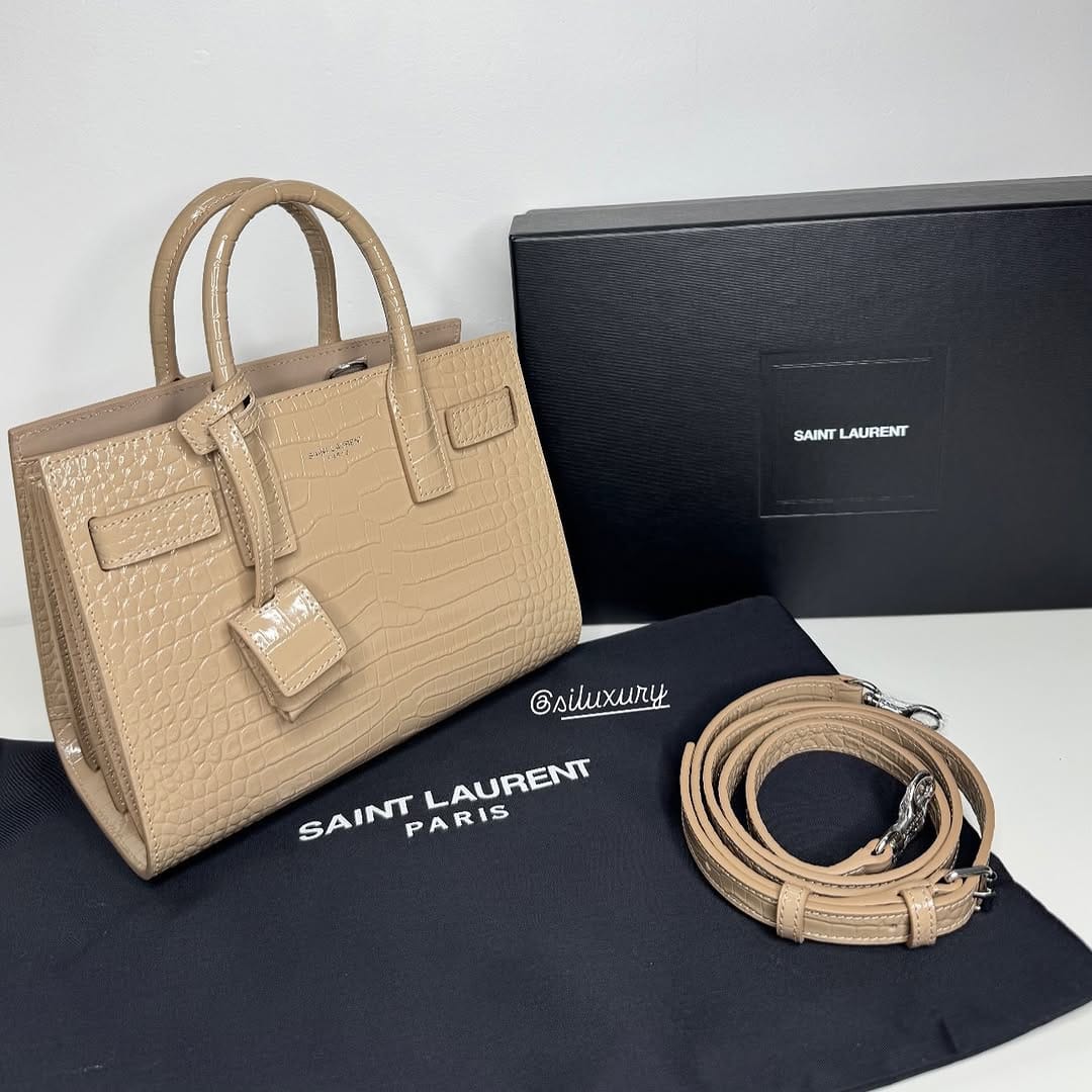 Post 10 by SAC DE LUXE ✨ on Instagram (image)