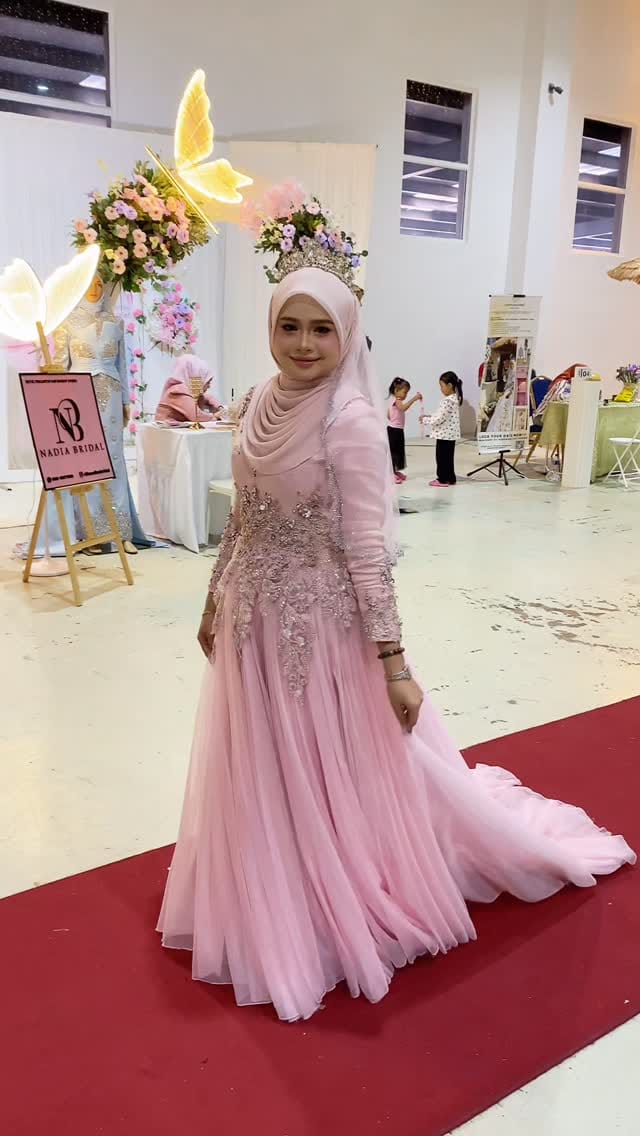 Post 5 by WBE Bridal Melaka on Instagram (video)