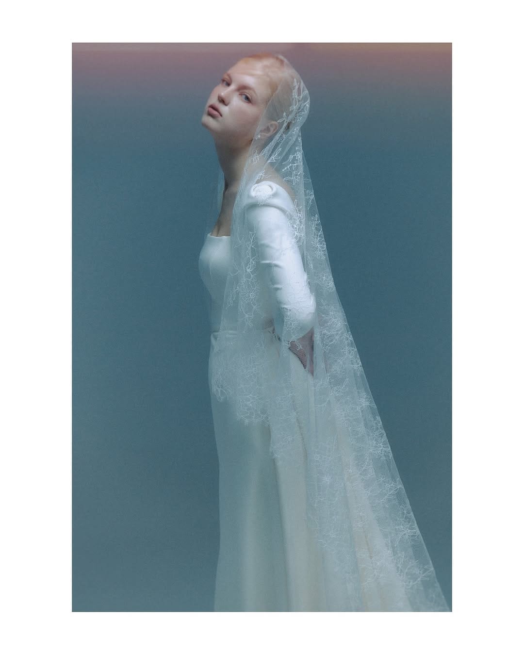 Post 9 by V I V A T A M T A M _비바탐탐 on Instagram (carousel)
