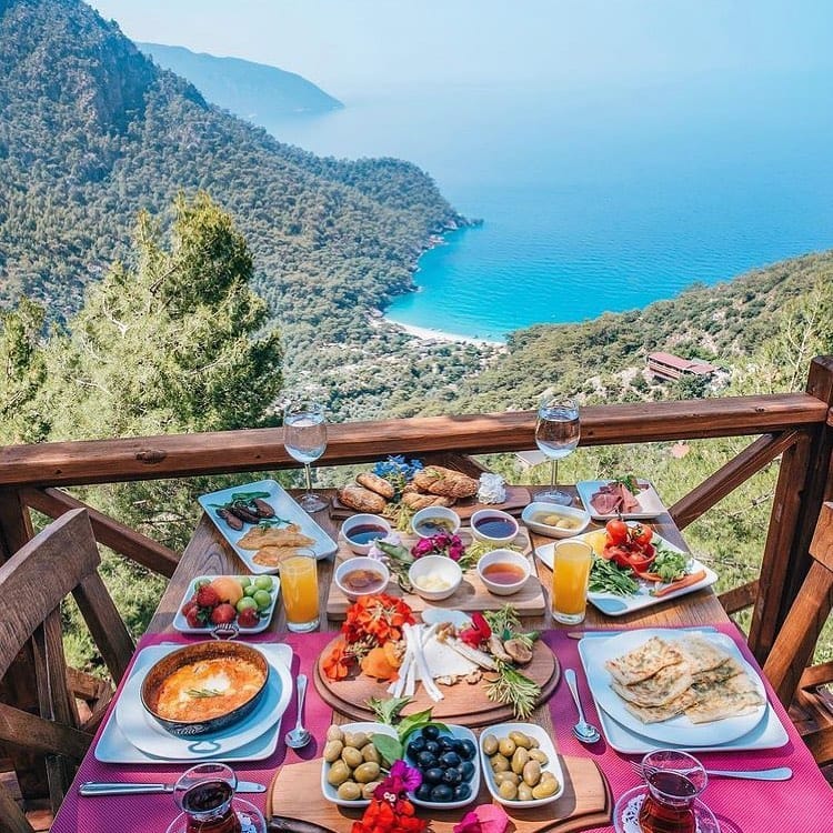 Post 4 by TurkeyTravelForce on Instagram (image)