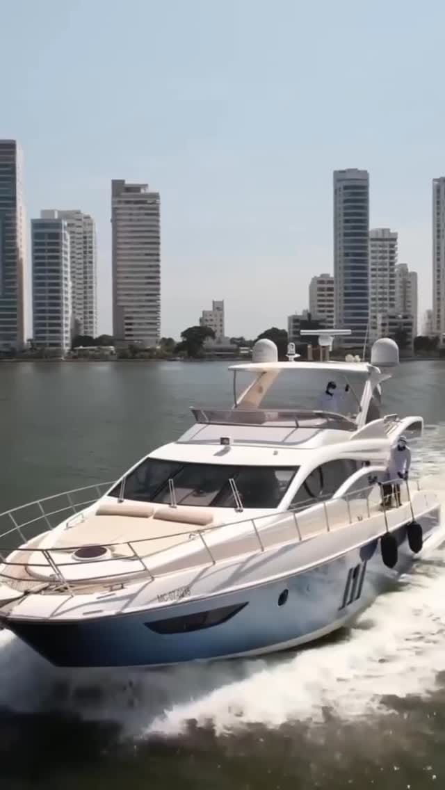 Post 6 by Alquiler De Lanchas Cartagena® on Instagram (video)