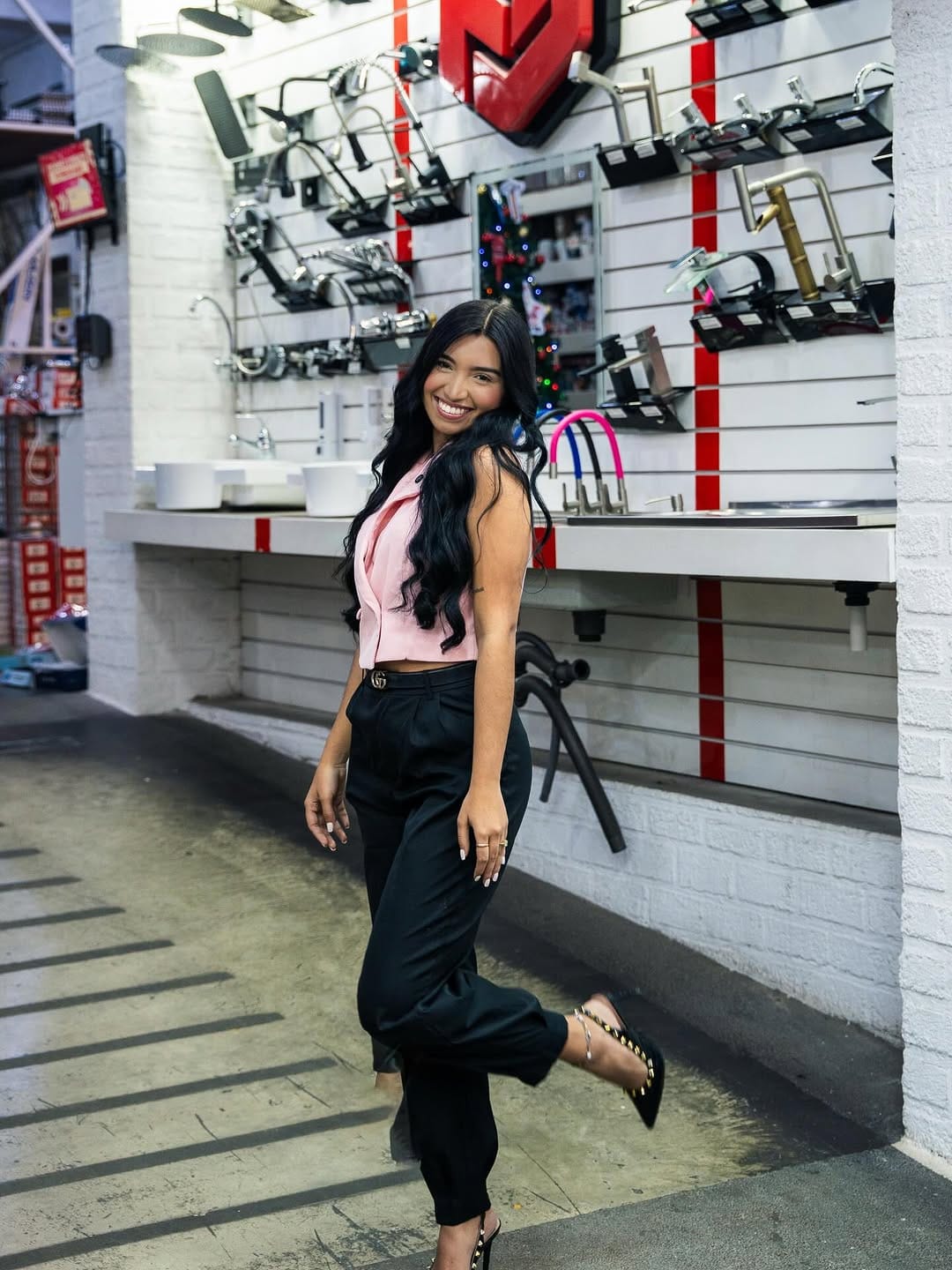 Post 8 by Ariany | Modelo 🇻🇪 on Instagram (carousel)