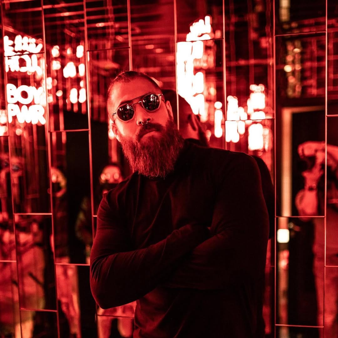 Post 4 by @vikingviral on Instagram (image)