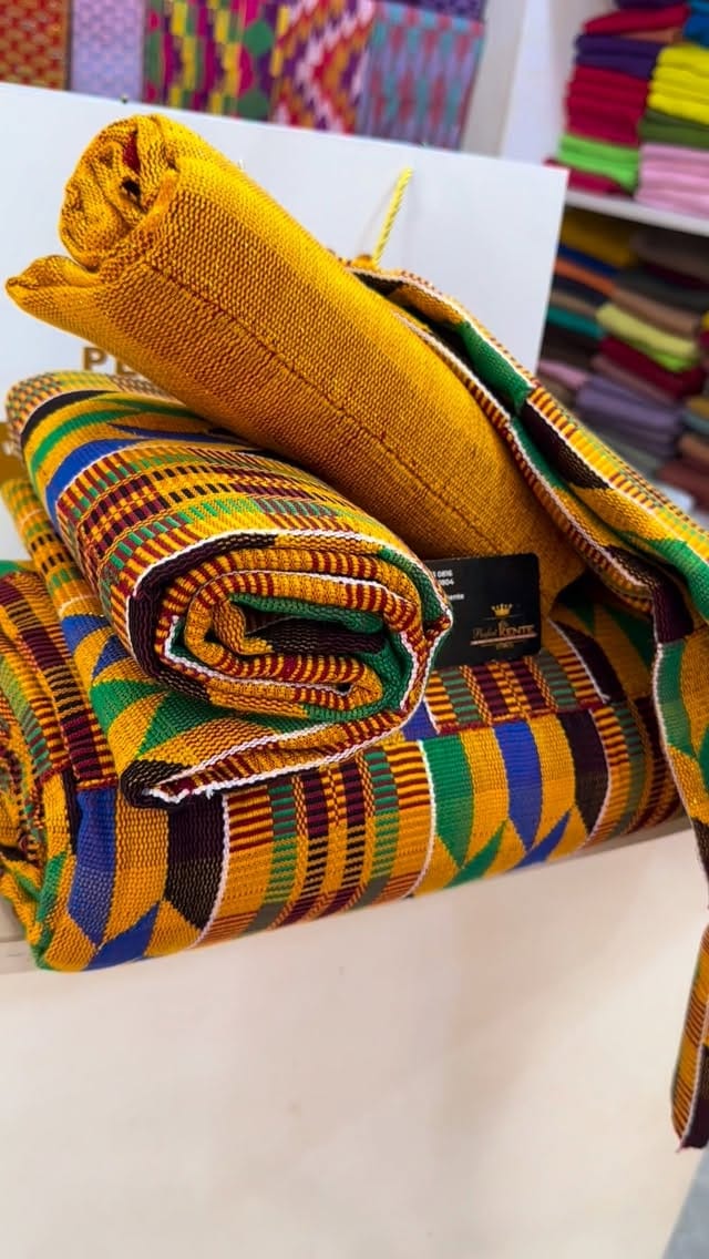 Post 2 by AFFORDABLE AND QUALITY KENTE on Instagram (video)