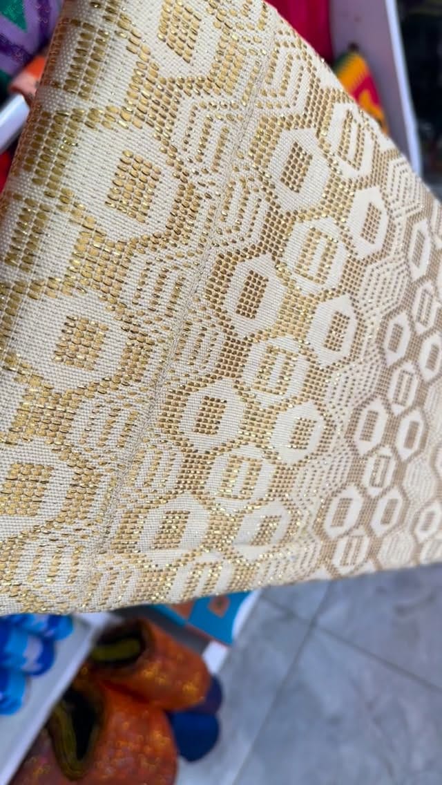 Post 3 by AFFORDABLE AND QUALITY KENTE on Instagram (video)